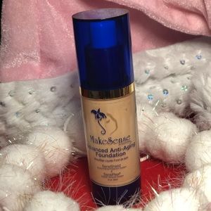 Advanced Anti-Aging Foundation